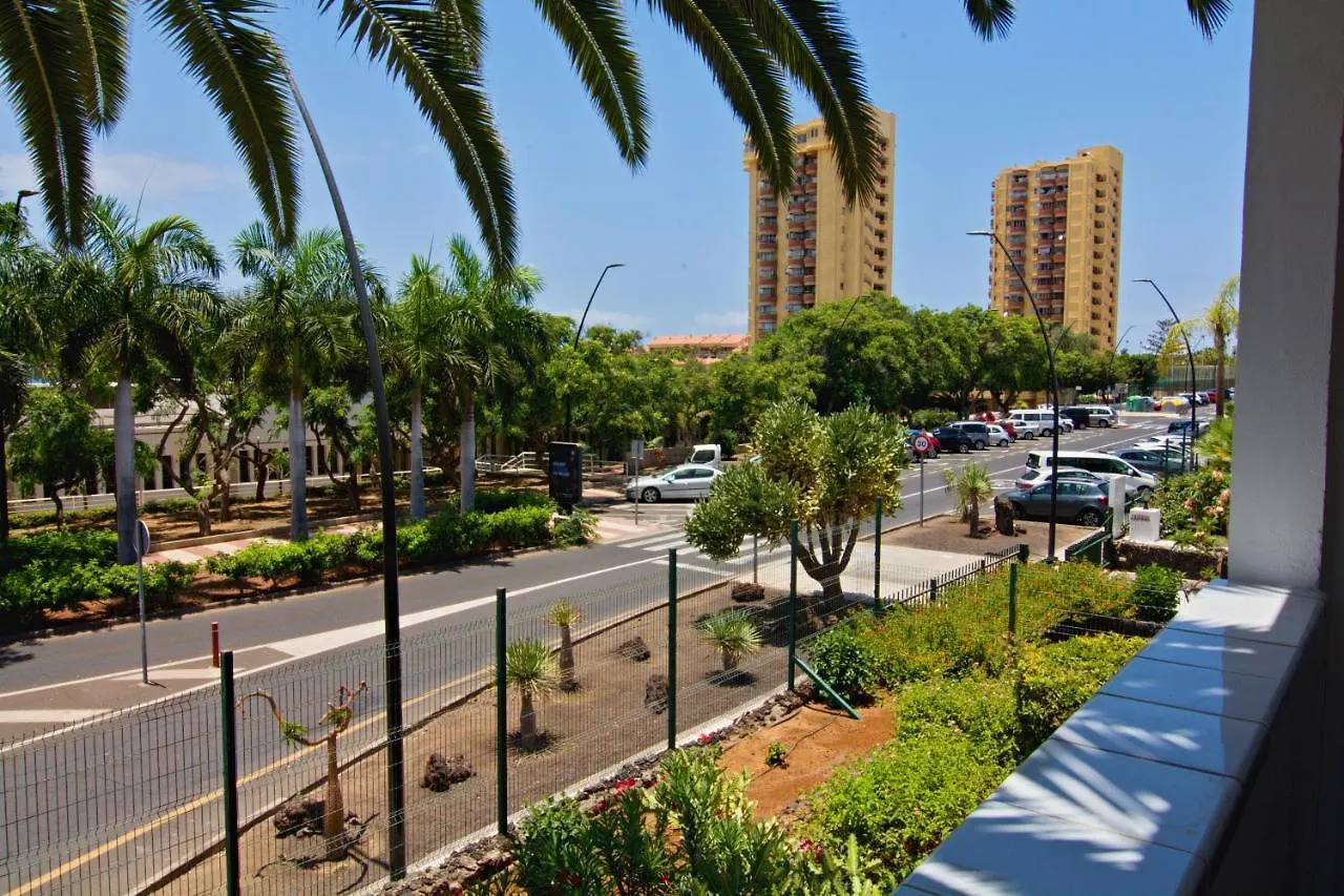 Azahara Apartamento Cerca Playa Las Vistas Los Cristianos location